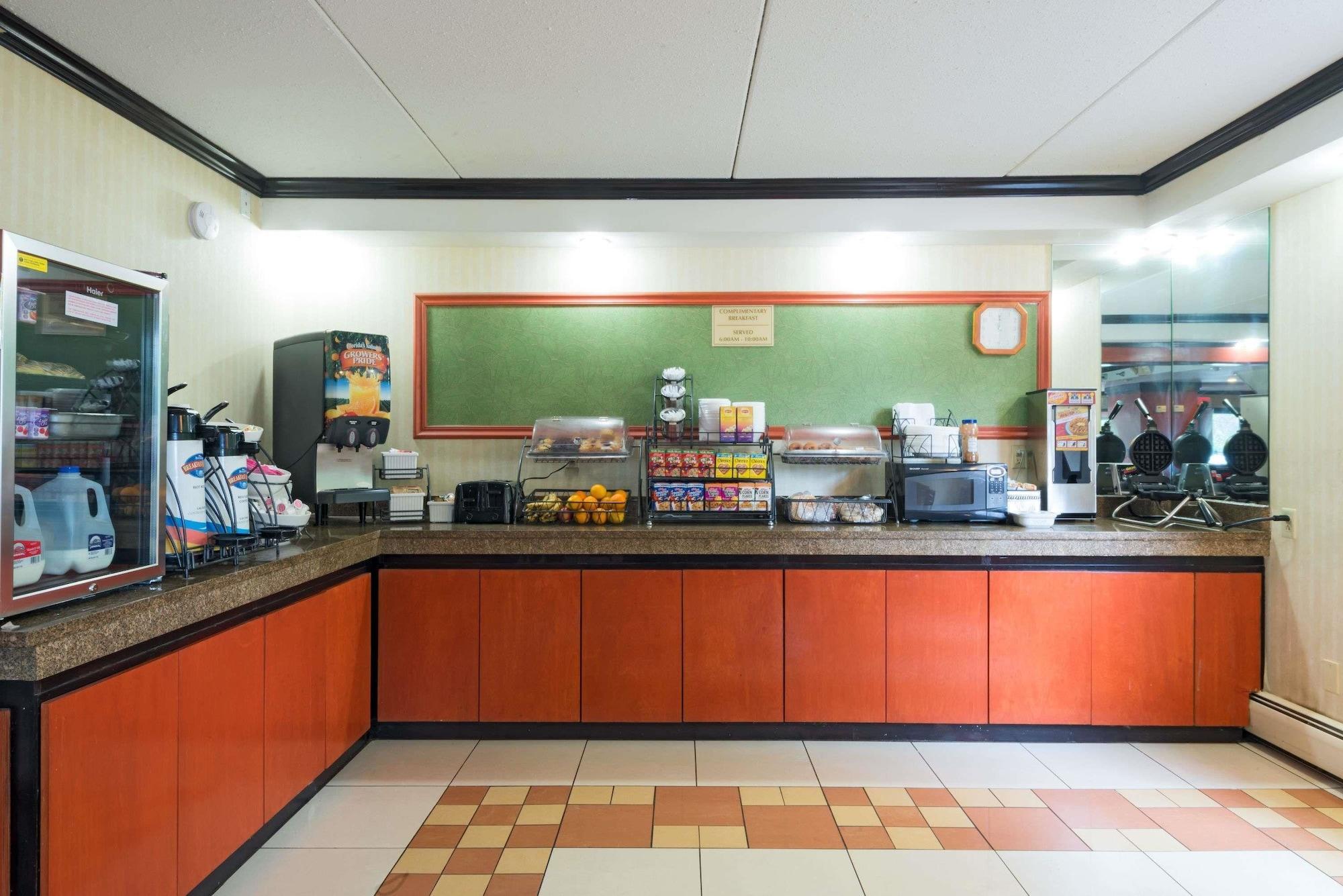 Best Western West Lebanon-Hanover Extérieur photo
