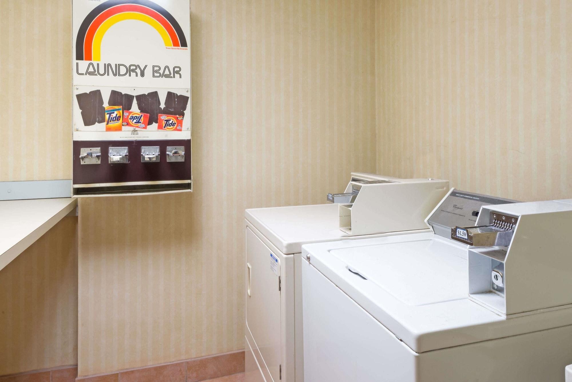 Best Western West Lebanon-Hanover Extérieur photo