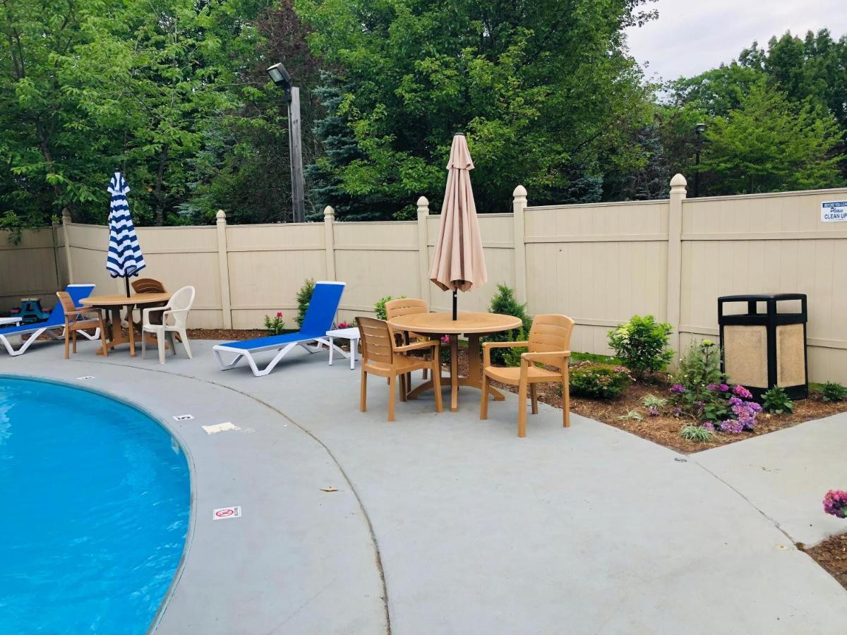 Best Western West Lebanon-Hanover Extérieur photo