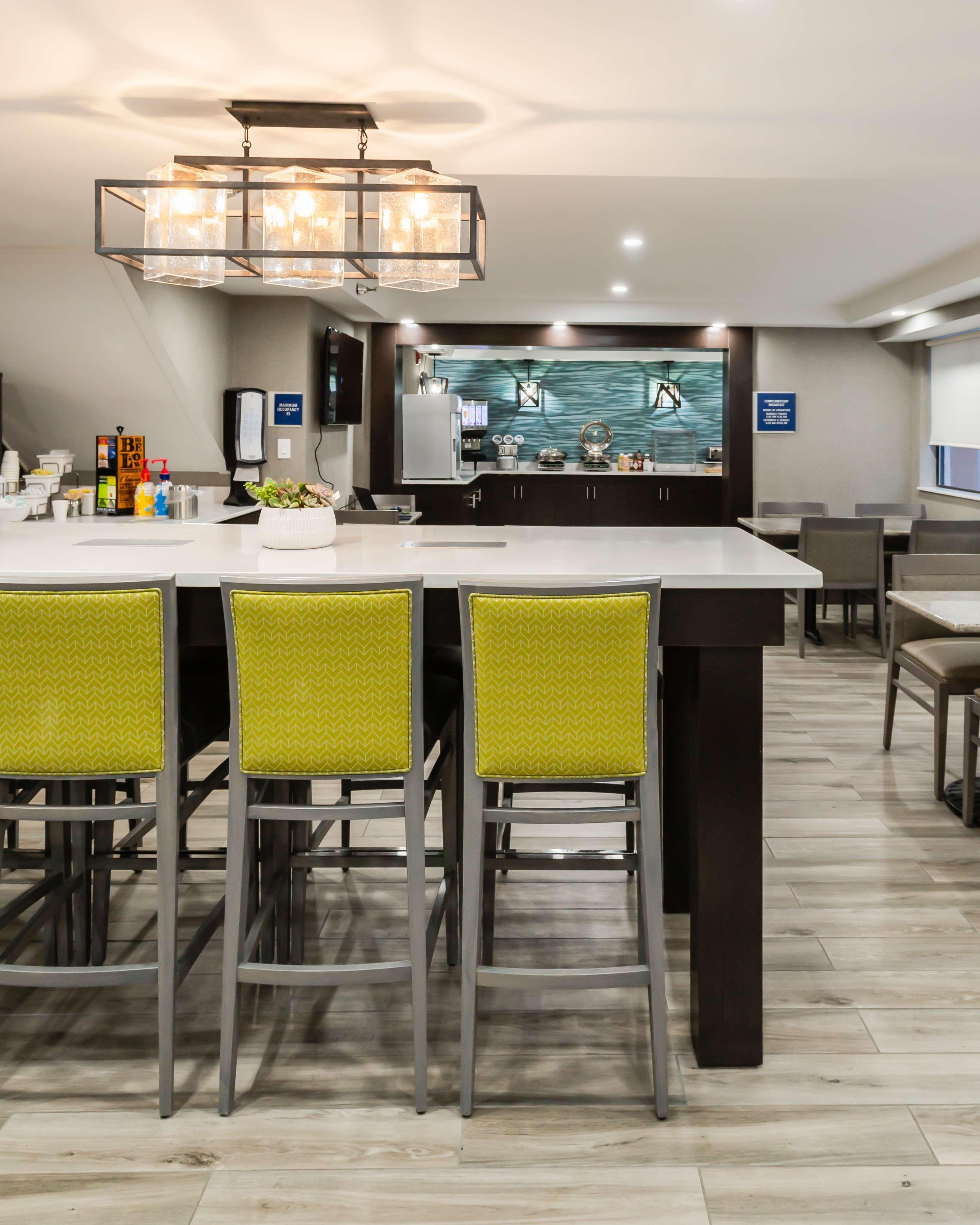 Best Western West Lebanon-Hanover Extérieur photo